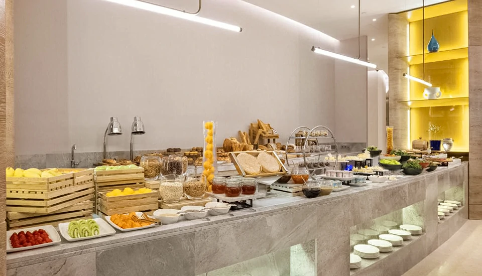 هتل حیات ریجنسی ازمیر ایستینیه پارک